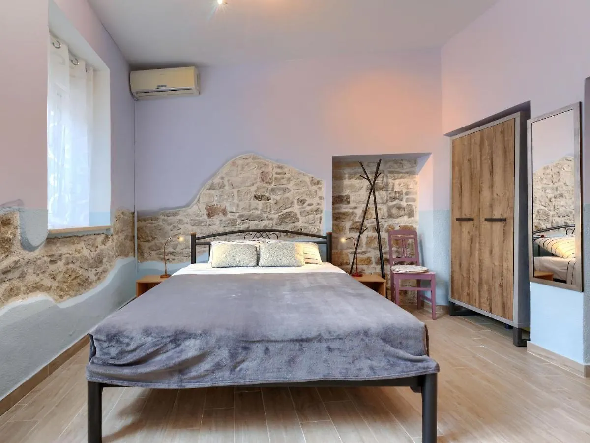 Apartment Sonja By Interhome Pula